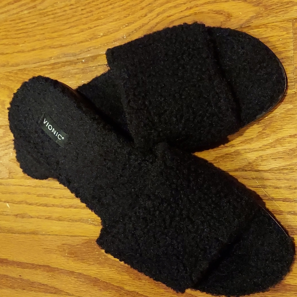 VIONIC , slides, sandals  new without tags